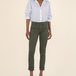 Kut from the Kloth Amy Mid Rise Crop Straight Leg Size 1414 / Tree